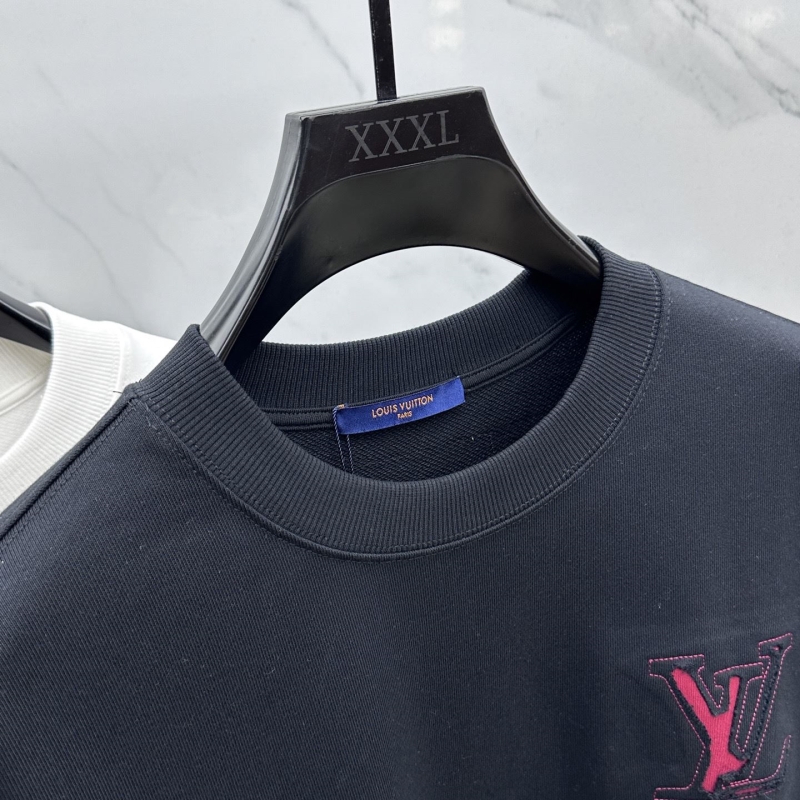 l0vis Vvtt0n t-shirt